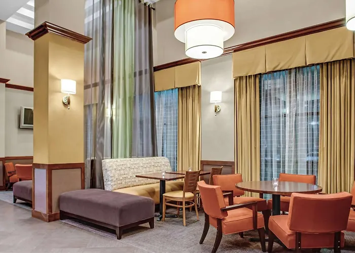 Hyatt Place Worth / Cityview 3*