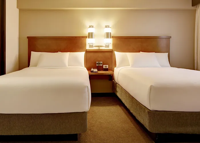 Hotel Hyatt Place Worth / Cityview