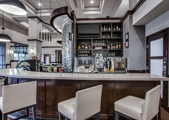 Hyatt Place Worth / Cityview Fort Worth