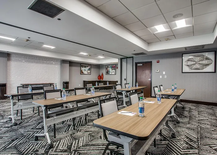 Hotel Hyatt Place Worth / Cityview