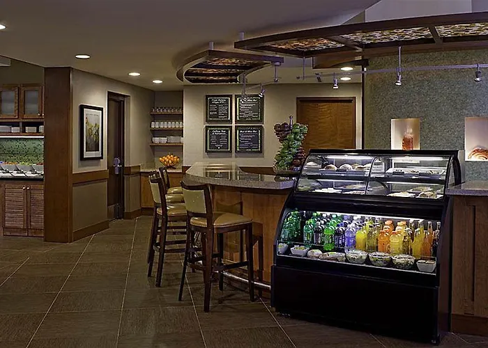 Hyatt Place Worth / Cityview 3*